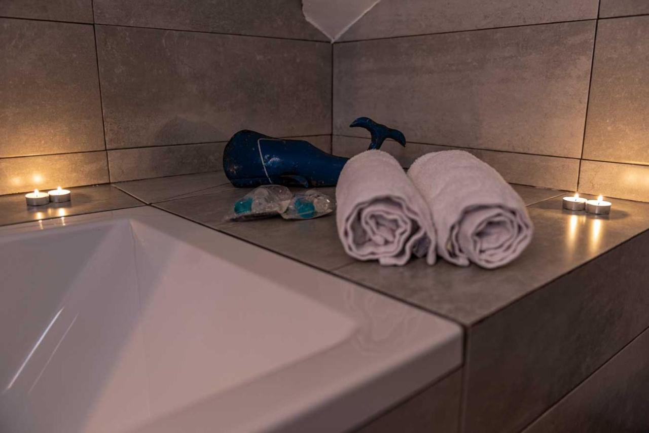 Valsain Con Piscina Y Patio Privado Piscina Abierta La Pradera de Navalhorno